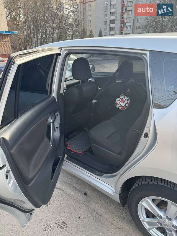 Мінівен Toyota Verso 2009 в Шумську