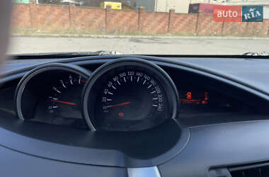 Минивэн Toyota Verso 2014 в 
