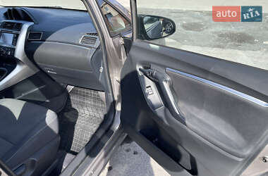 Минивэн Toyota Verso 2014 в 