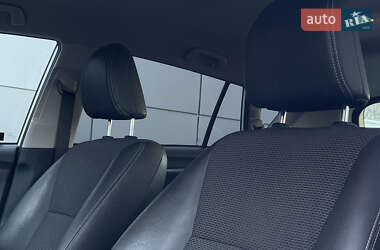 Минивэн Toyota Verso 2017 в 