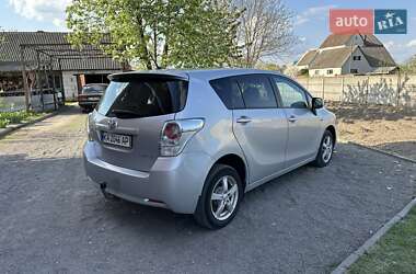 Минивэн Toyota Verso 2012 в 
