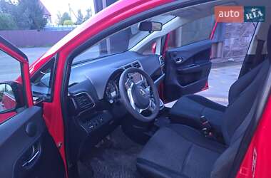 Минивэн Toyota Verso 2012 в 