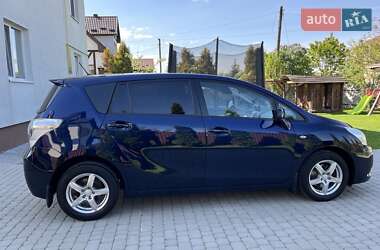 Минивэн Toyota Verso 2012 в 
