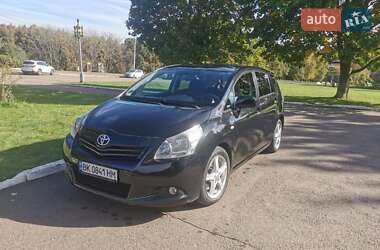 Минивэн Toyota Verso 2009 в Ровно