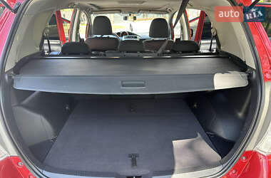 Мінівен Toyota Verso 2010 в 