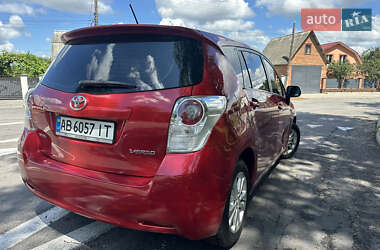 Мінівен Toyota Verso 2010 в 