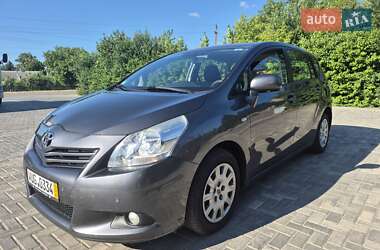 Мінівен Toyota Verso 2010 в Немирові