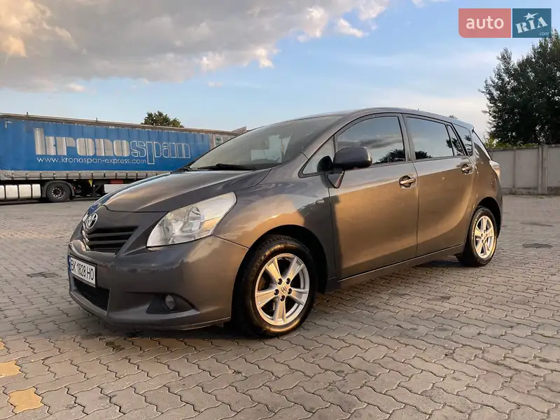 Toyota Verso 2009