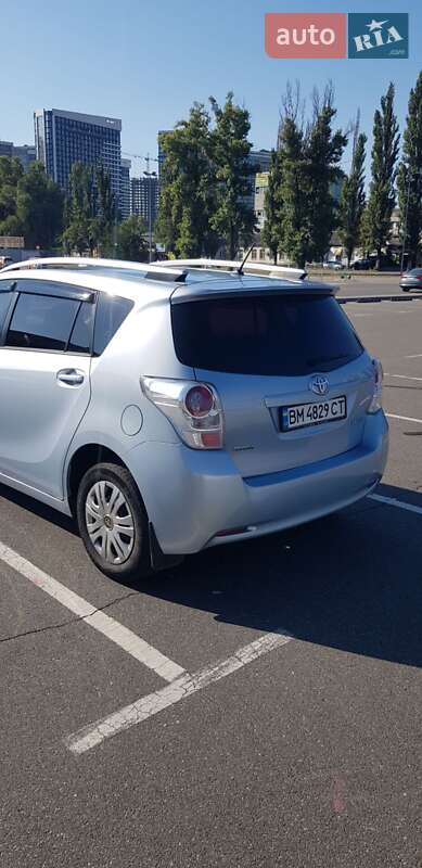 Мінівен Toyota Verso 2010 в Києві