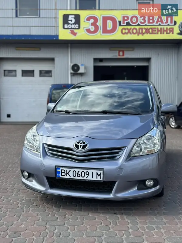 Toyota Verso 2009
