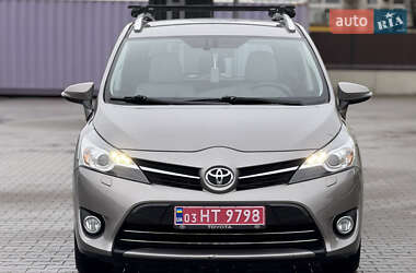 Минивэн Toyota Verso 2014 в Луцке