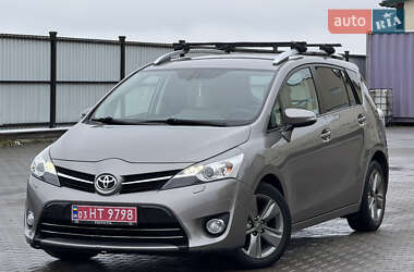 Минивэн Toyota Verso 2014 в Луцке