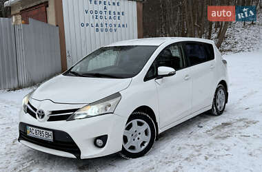 Минивэн Toyota Verso 2013 в Луцке