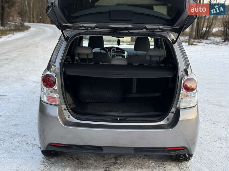 Минивэн Toyota Verso 2014 в Луцке фото 66 Минивэн Toyota Verso 2014 в Луцке