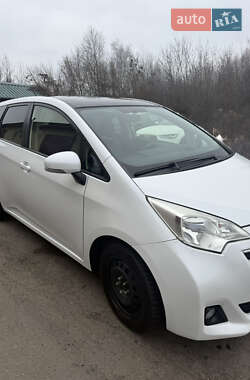 Минивэн Toyota Verso 2012 в Буче
