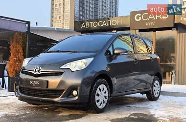 Минивэн Toyota Verso 2012 в Киеве