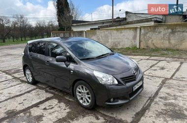 Мінівен Toyota Verso 2010 в Ізмаїлі