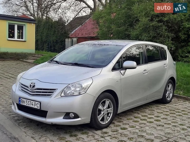 Toyota Verso 2009