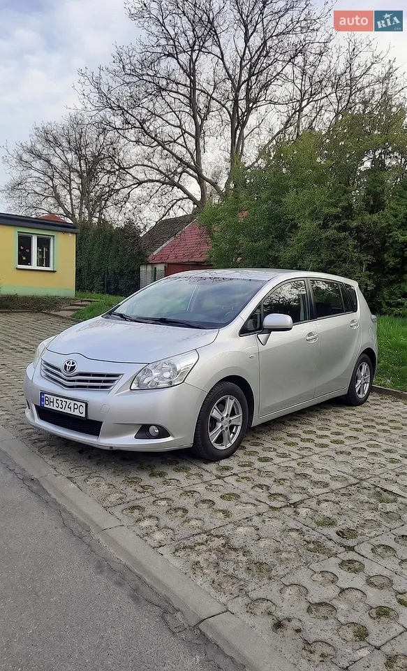 2010 Toyota Verso - мініатюра 15