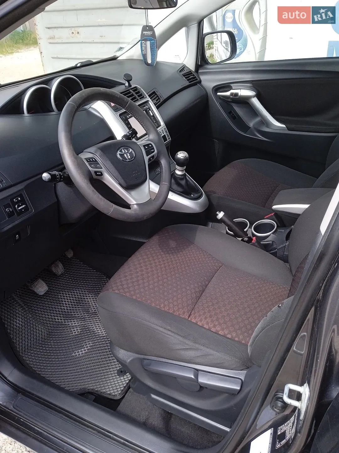 2011 Toyota Verso - мініатюра 2