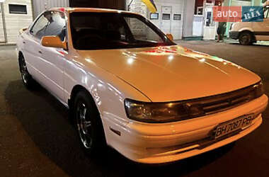 Седан Toyota Vienta 1991 в Одесі