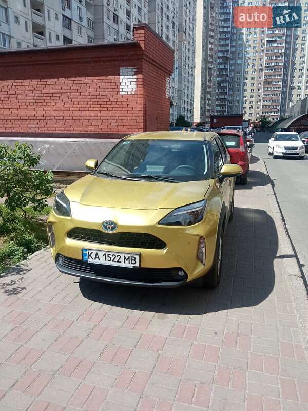 Внедорожник / Кроссовер Toyota Yaris Cross 2023 в Киеве