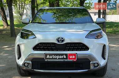 Позашляховик / Кросовер Toyota Yaris Cross 2021 в 