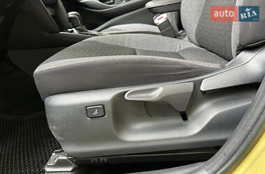 Позашляховик / Кросовер Toyota Yaris Cross 2022 в 