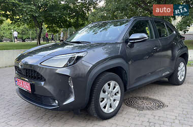 Внедорожник / Кроссовер Toyota Yaris Cross 2023 в Киеве