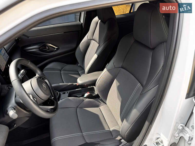 Внедорожник / Кроссовер Toyota Yaris Cross 2024 в Полтаве