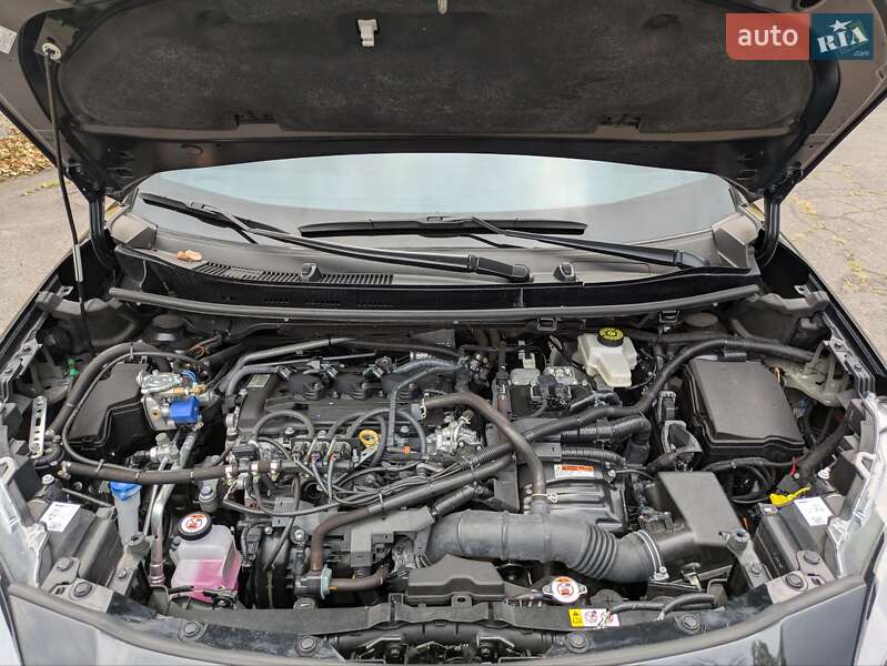 Внедорожник / Кроссовер Toyota Yaris Cross 2021 в Каменском