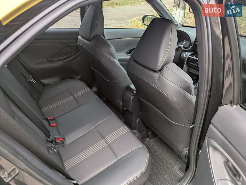 Внедорожник / Кроссовер Toyota Yaris Cross 2021 в Каменском