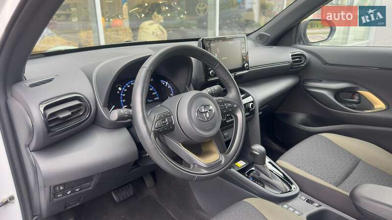 Внедорожник / Кроссовер Toyota Yaris Cross 2024 в Харькове