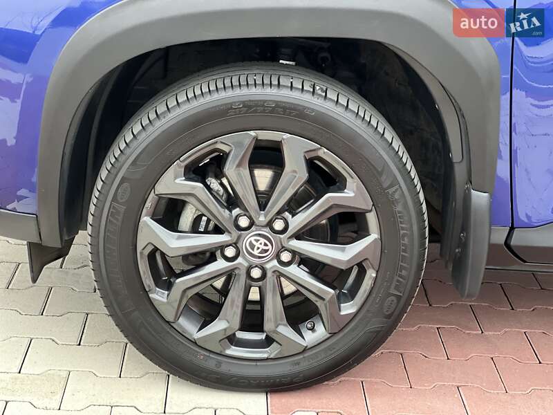 Внедорожник / Кроссовер Toyota Yaris Cross 2021 в Киеве фото 38 Внедорожник / Кроссовер Toyota Yaris Cross 2021 в Киеве