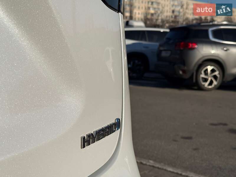 Внедорожник / Кроссовер Toyota Yaris Cross 2023 в Киеве