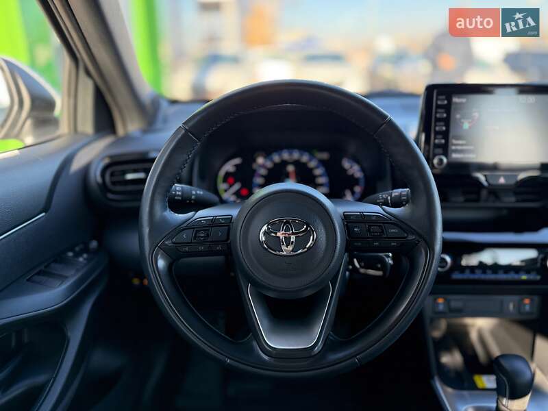Внедорожник / Кроссовер Toyota Yaris Cross 2023 в Киеве