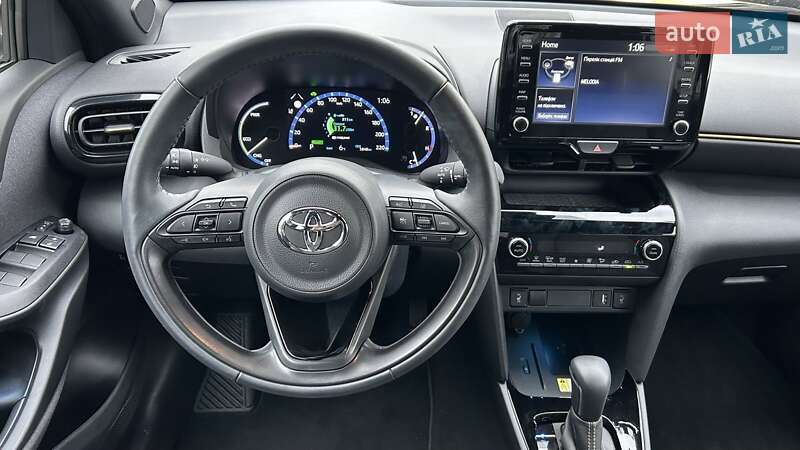 Внедорожник / Кроссовер Toyota Yaris Cross 2023 в Киеве