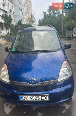 Минивэн Toyota Yaris Verso 2000 в Киеве