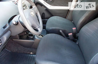 Хэтчбек Toyota Yaris 2008 в Киеве