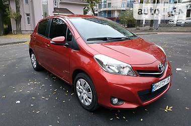 Хэтчбек Toyota Yaris 2013 в Одессе