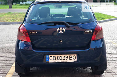 Хэтчбек Toyota Yaris 2008 в Нежине