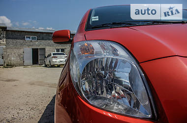 Хэтчбек Toyota Yaris 2006 в Львове