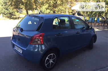 Хэтчбек Toyota Yaris 2007 в Хусте