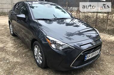 Седан Toyota Yaris 2016 в Киеве