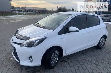 Хэтчбек Toyota Yaris 2013 в Львове