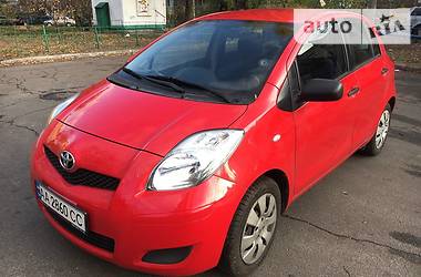 Хетчбек Toyota Yaris 2009 в Києві