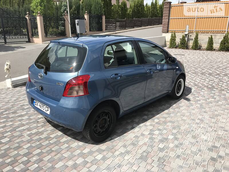 Хетчбек Toyota Yaris 2007 в Хмельницькому