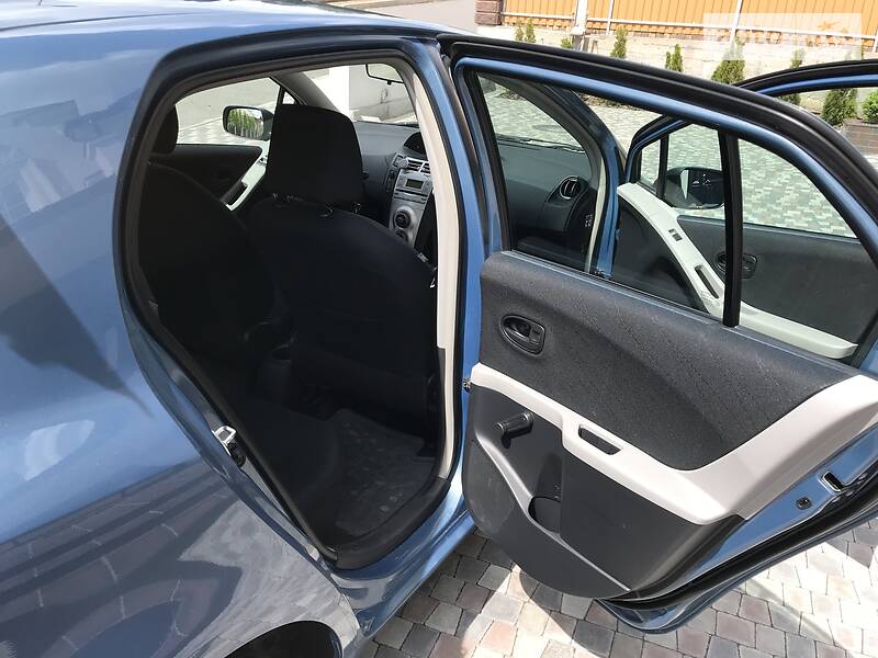 Хетчбек Toyota Yaris 2007 в Хмельницькому