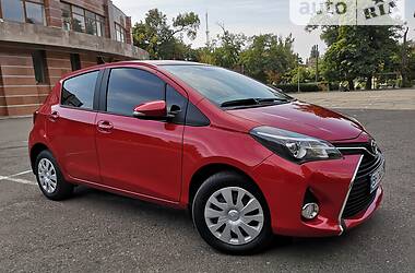 Хэтчбек Toyota Yaris 2016 в Одессе