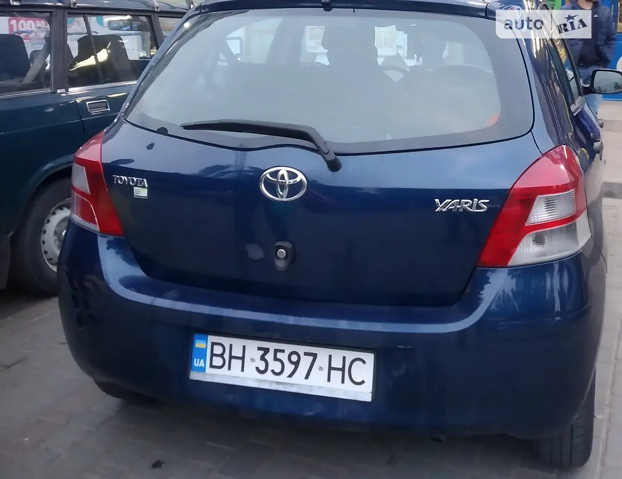 2011 Toyota Yaris - мініатюра 3